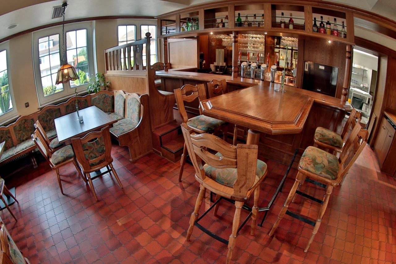 Hotel Restaurant Koerber Garbsen Bagian luar foto